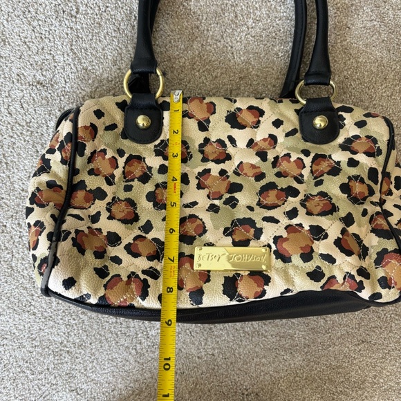 Betsey Johnson Cheetah Print Quilted Satchel Purse Shoulder Bag Y2K Retro Animal - Picture 11 of 16